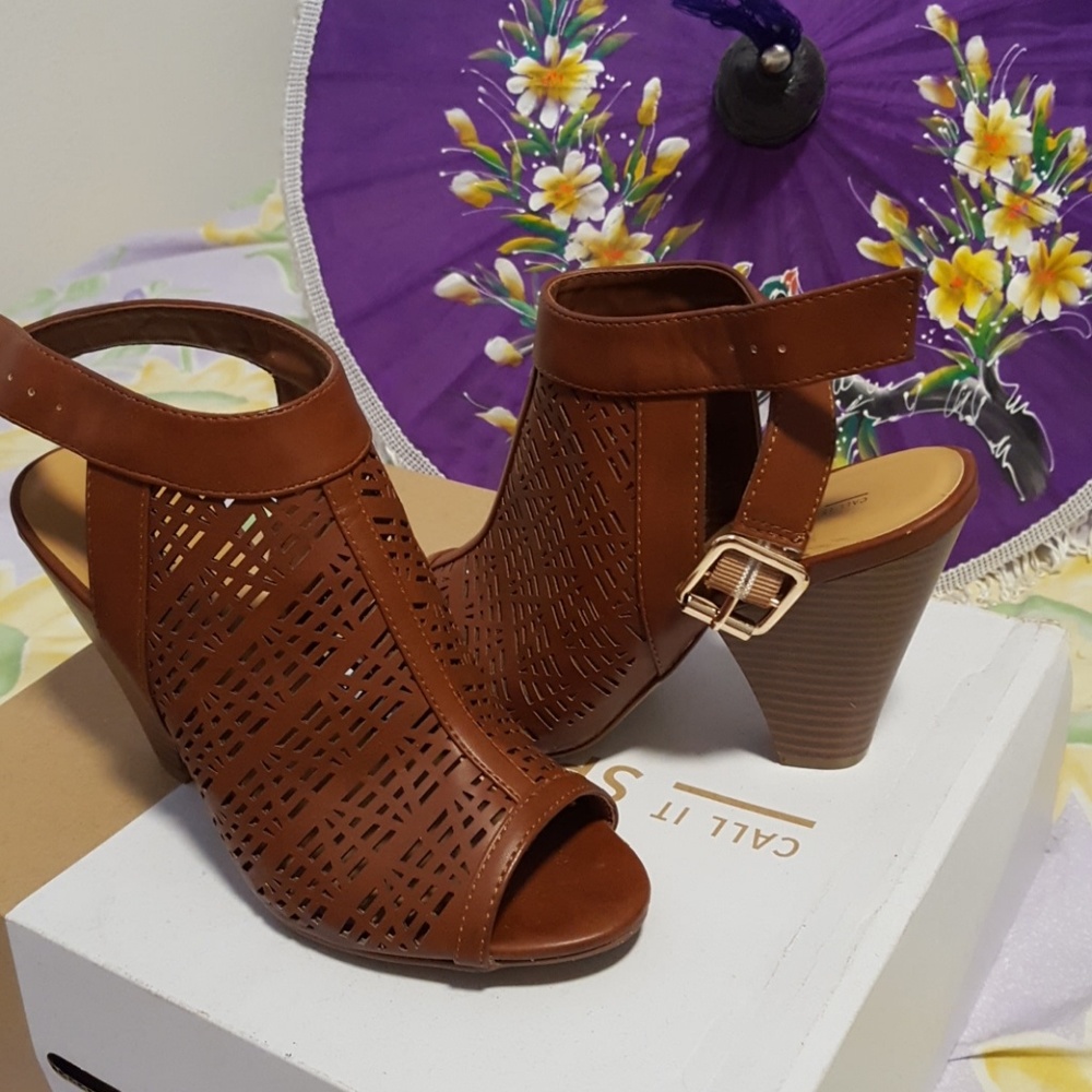 shoes - Picture 4 of 4